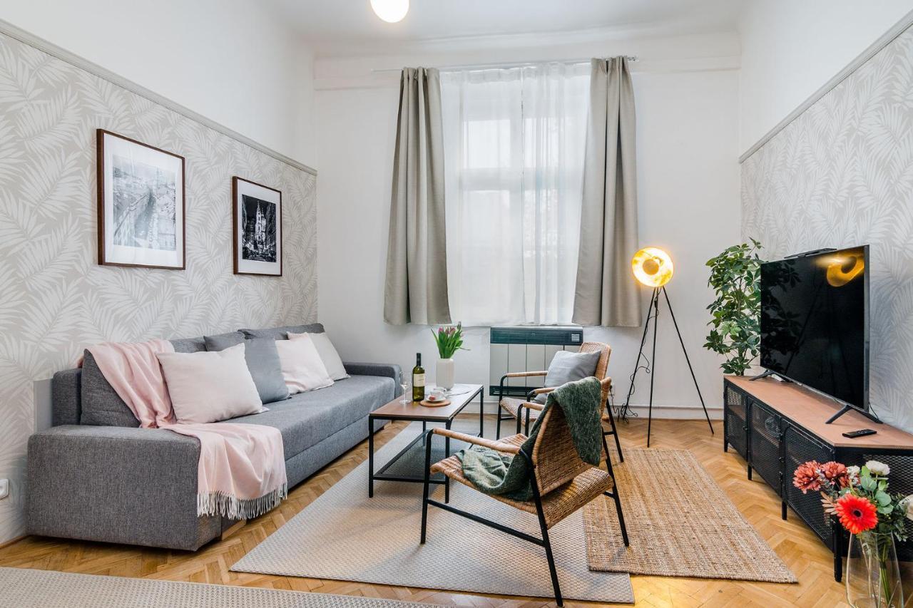 Florenc Apartments Prague 1 By Michal&Friends Zewnętrze zdjęcie